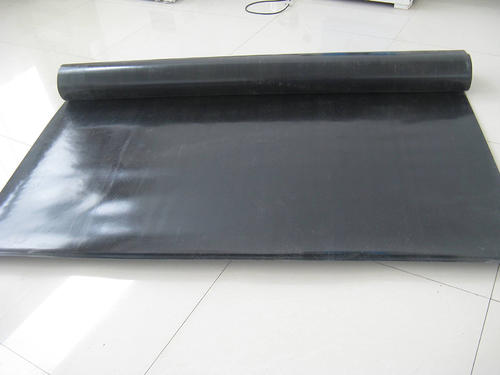 土工膜具有較強(qiáng)的吸附功能特點(diǎn)