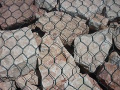 格賓網在大型水利河道治理工程的重要作用